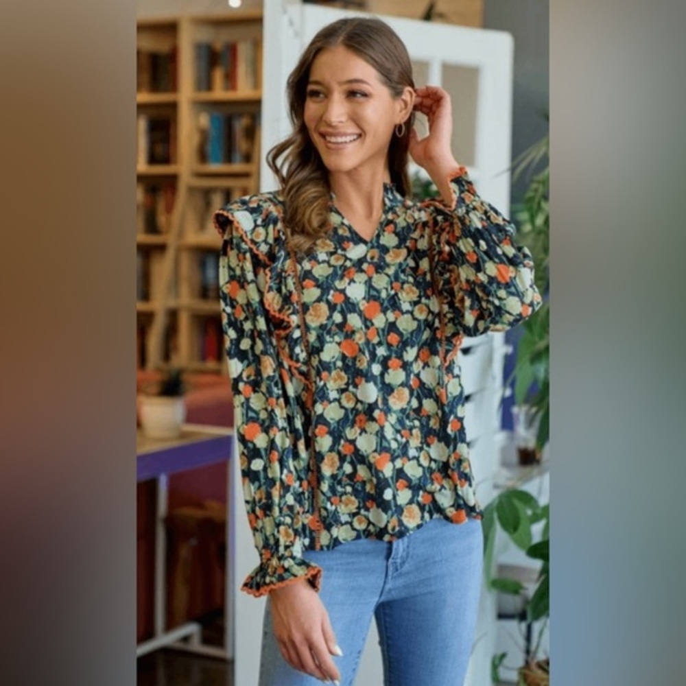 Hailey‎ & Co L Long Sleeve Floral Ruffle Top